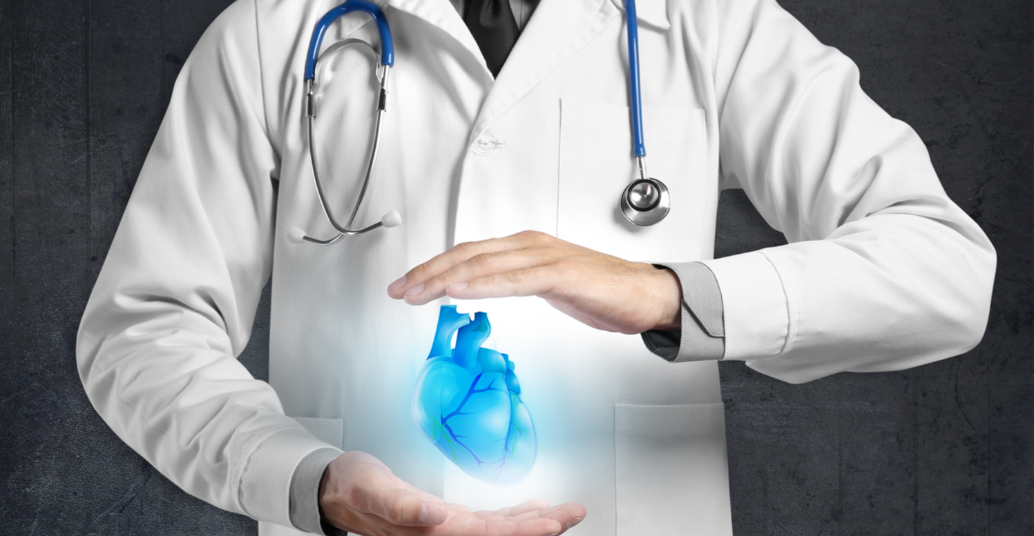 Сердце человека и доктор. Доктор сердце. Кардиология врачи. Сердце кардиология. Врач с сердцем.